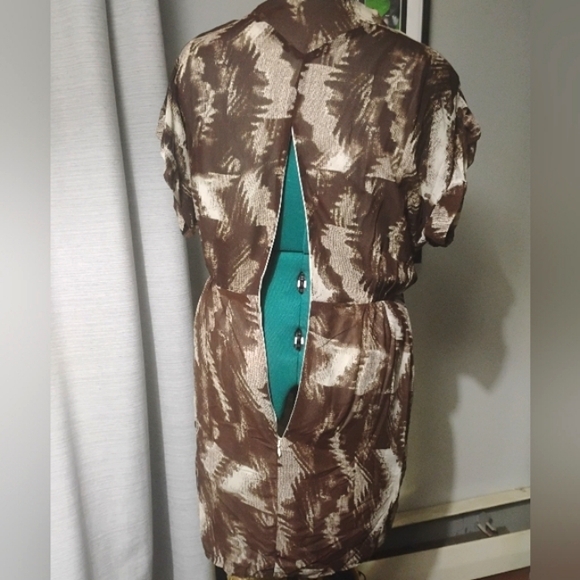 W118 by Walter Baker Abstract Print Faux Wrap Dress Size L in Brown & Cream - Picture 13 of 14